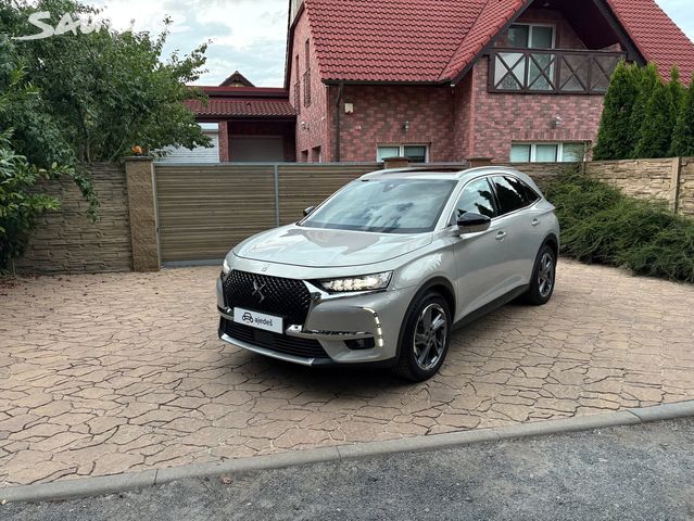 DS 7